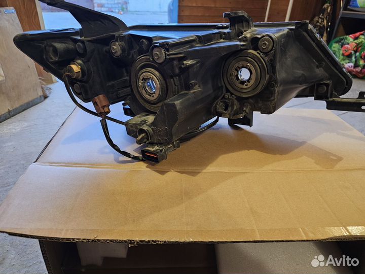 Фара левая Mitsubishi xl (2008г)