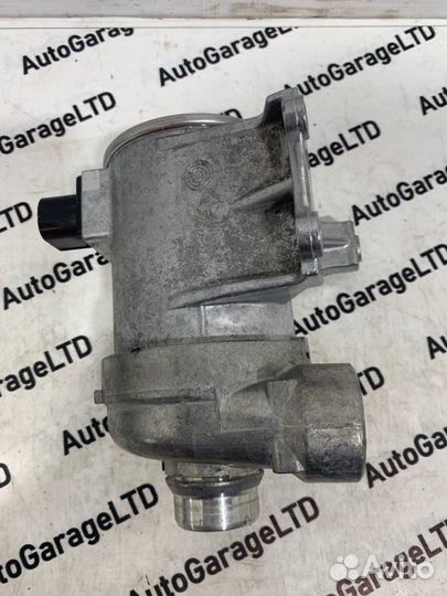 Помпа Volvo S90 II B4204T31 2019