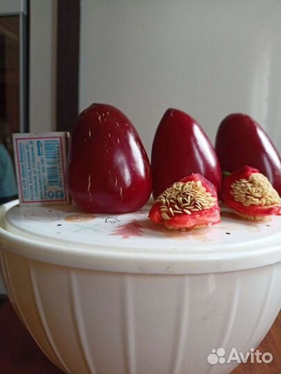 Семена толстостенных перчиков и вкусных помидор