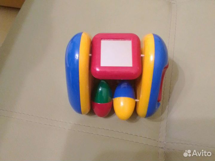 Развивающие игрушки для малышей