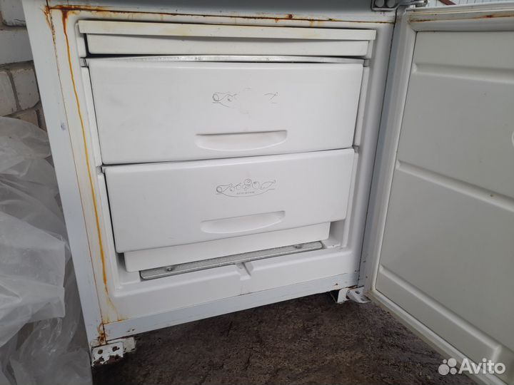 Холодильник бу