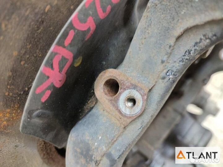 Ступица передняя правая nissan serena