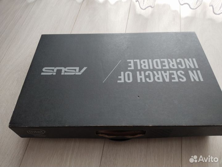 Ноутбук asus