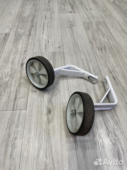 Детский велосипед 16