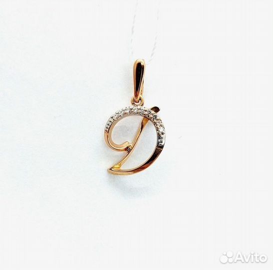 Золотая подвеска с камнем