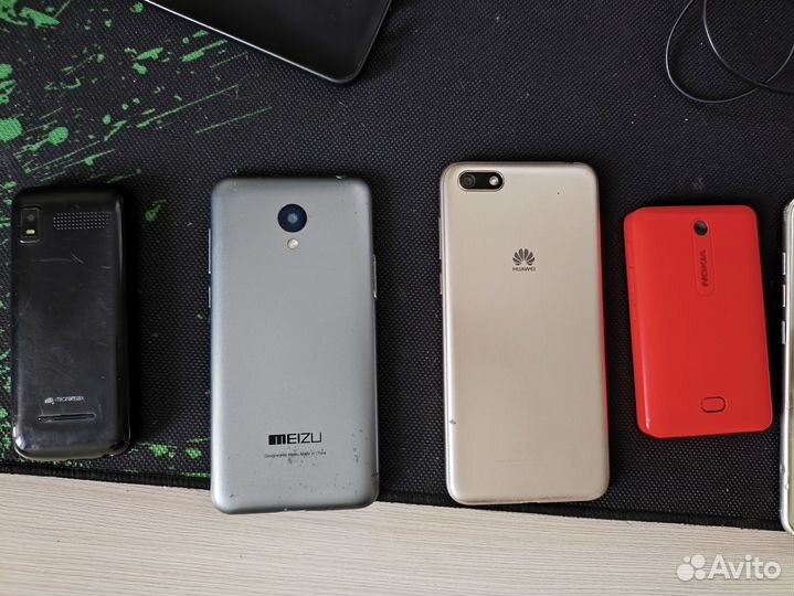 Телефоны один лотом