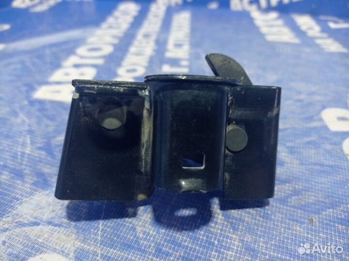 Замок капота Mercedes-Benz W211 универсал M271956