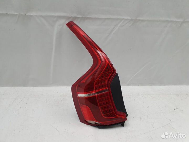 Фонарь левый Volvo Xc90 2