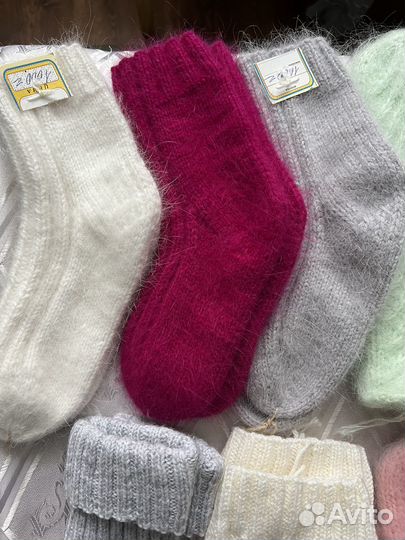 Варежки женские ручная работа и носки