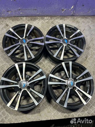 Диск литой R14PCD 4x98 ET35 DIA58.6