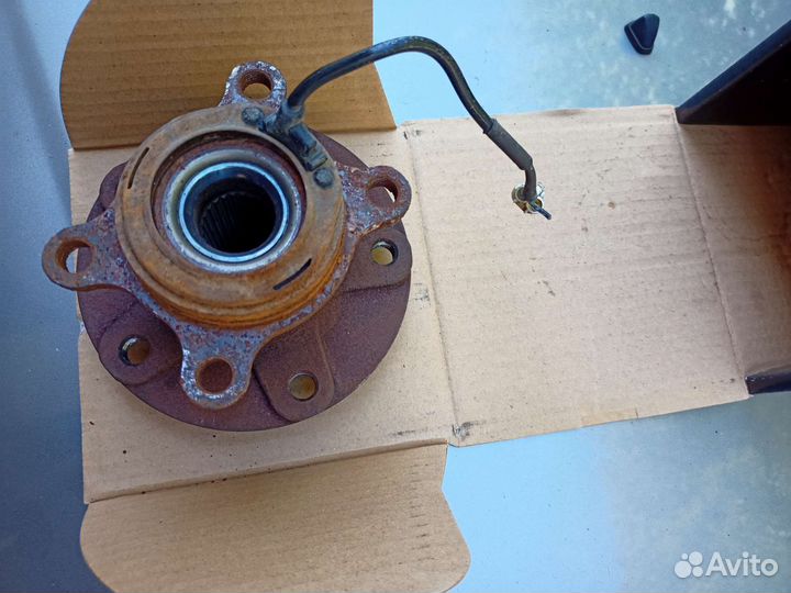 Ступица задняя suzuki SX4 с датчиком ABS