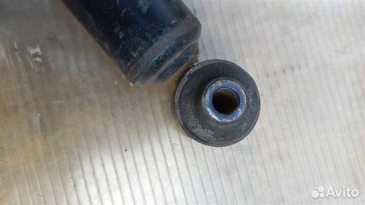 Амортизатор задний Chrysler PT Cruiser Wagon (200