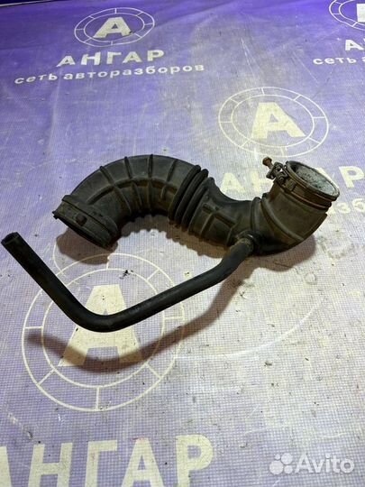 Патрубок воздушного фильтра Kia Ceed ED G4FA 2010