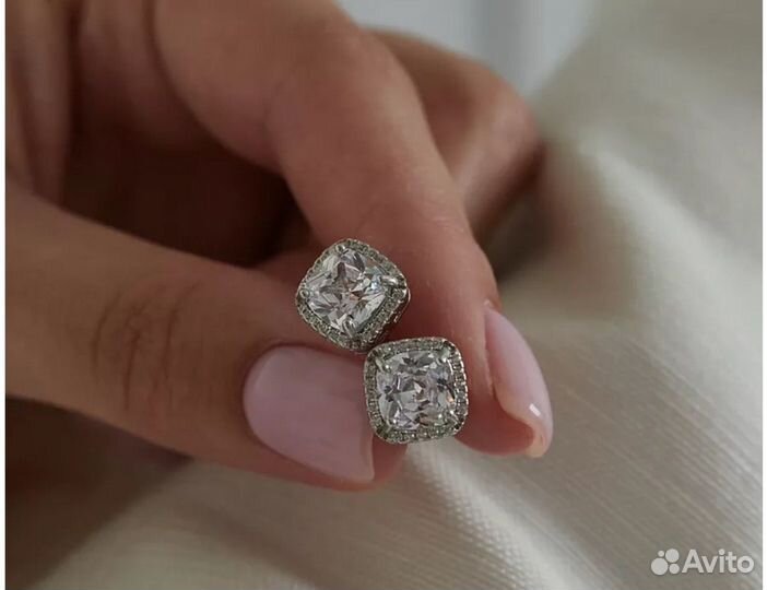 Серьги пусеты