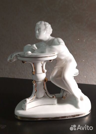 Фарфоровая статуэтка А.С. Пушкин