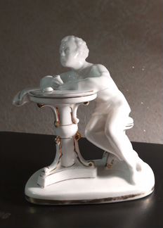 Фарфоровая статуэтка А.С. Пушкин