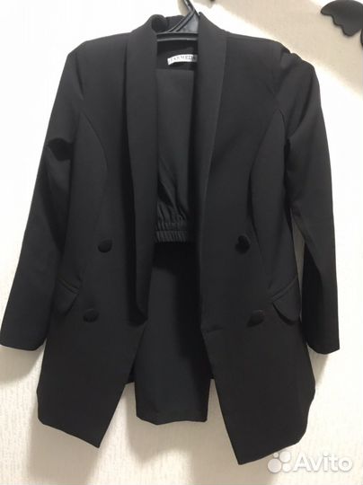 Брючный костюм женский