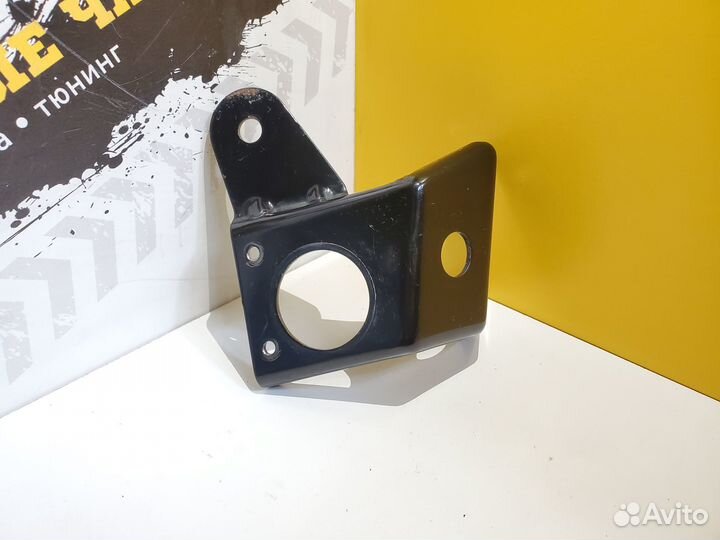 Кронштейн крепления подрамника Can-Am Brp G1