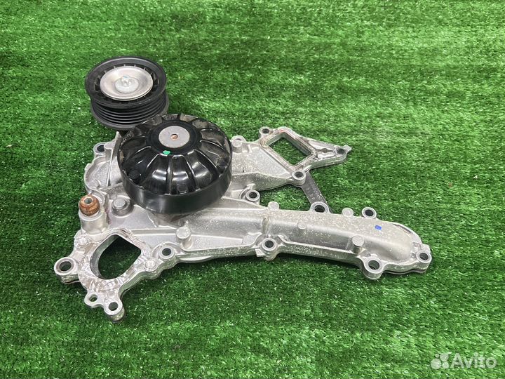 Помпа на Mersedes M276.820