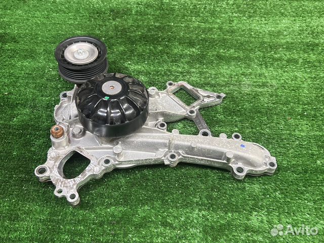 Помпа на Mersedes M276.820