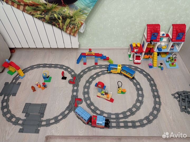 Lego duplo 10813 и железная дорога стройка