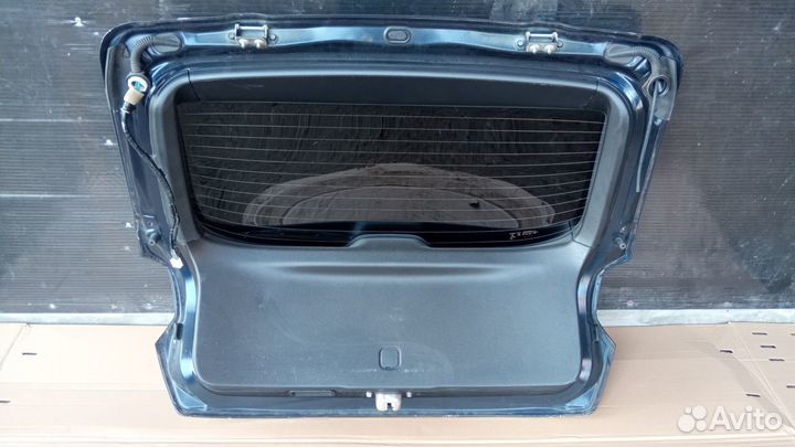 Дверь багажника subaru impreza GP