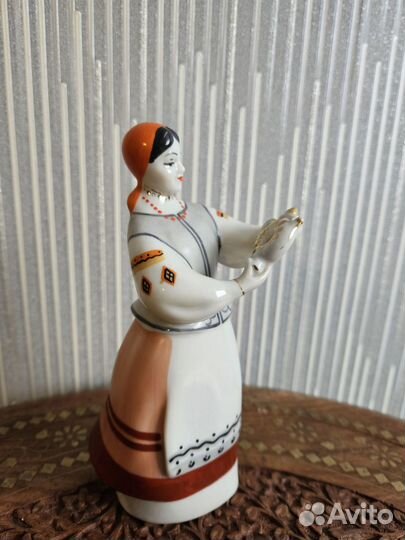 Фарфоровая статуэтка СССР