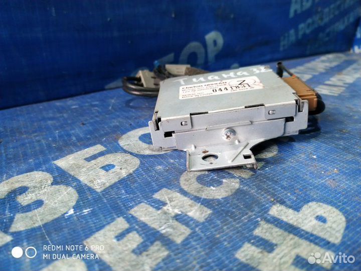 Блок управления магнитолой Nissan Teana J32 седан