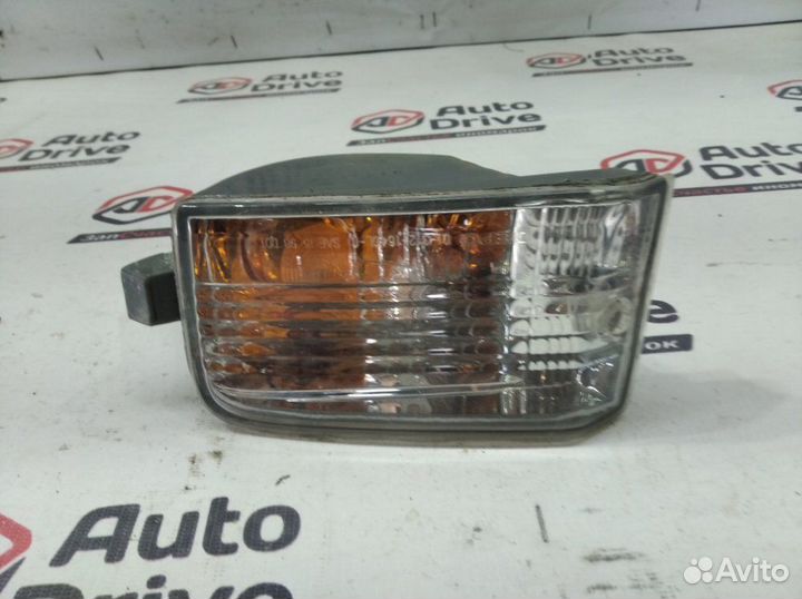 Поворотник передний левый Toyota Rav4 ACA20 1AZ