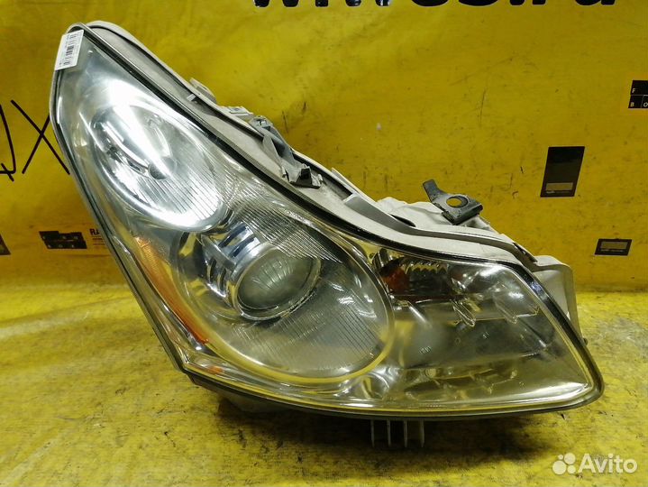 Фара правая Nissan Skyline V36