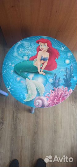 Столик детский с 2 мя стульями