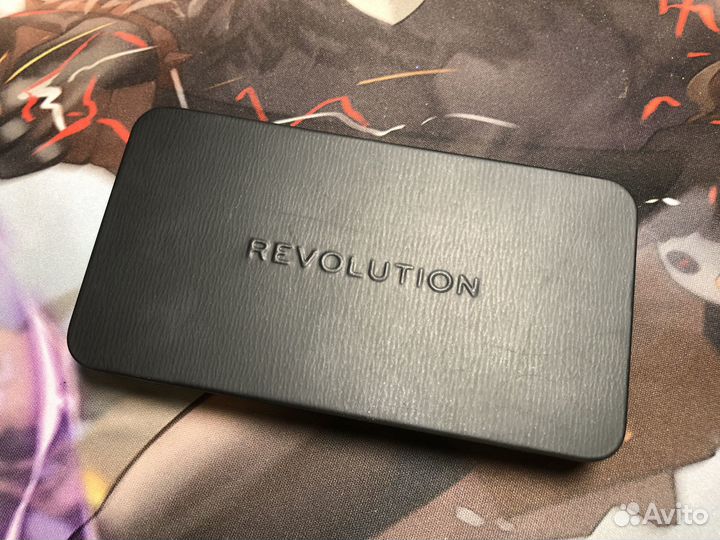 Палетка теней Revolution Ebony