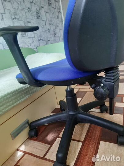 Компьютерное кресло