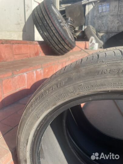 Roadstone N'Fera AU5 245/40 R18 и 265/35 R18 97W