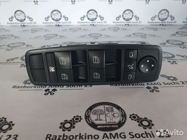 Блок кнопок стеклоподъёмниками для Mercedes W164