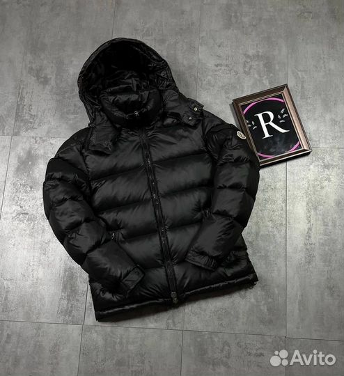 Куртки Moncler на зиму