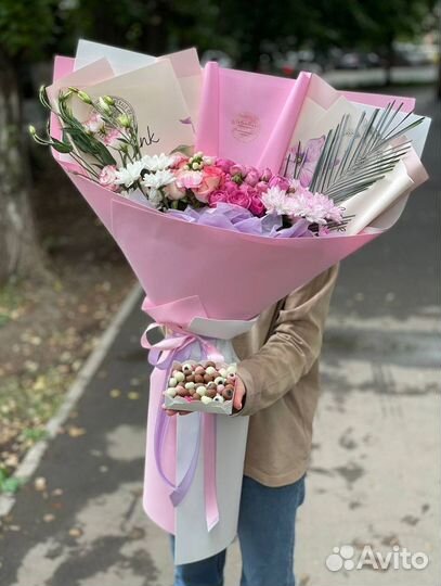 Цветы розы + клубника в шоколаде с доставкой