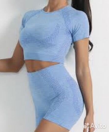 Костюм для йоги и фитнеса