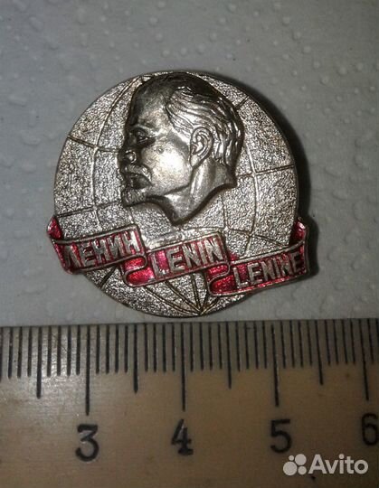 Знаки и значки СССР