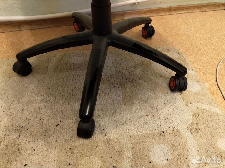 Кресло компьютерное united gamer destroyer