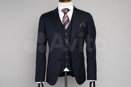 Мужской классический костюм