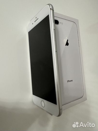 iPhone 8 Plus, 64 ГБ