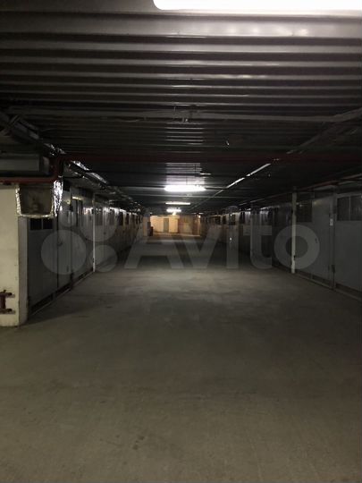 Машиноместо, 15 м²