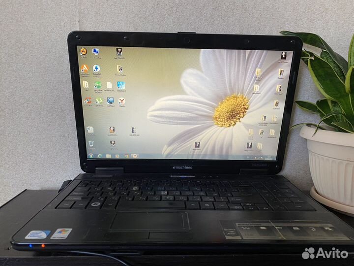 Emachines e525