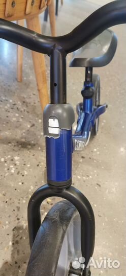 Самокат беговел globber