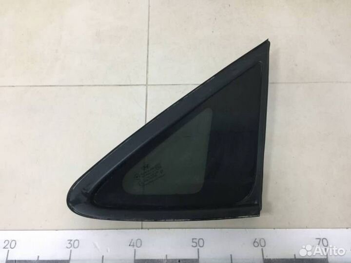 Стекло кузовное глухое правое Hyundai ix35 LM 2010