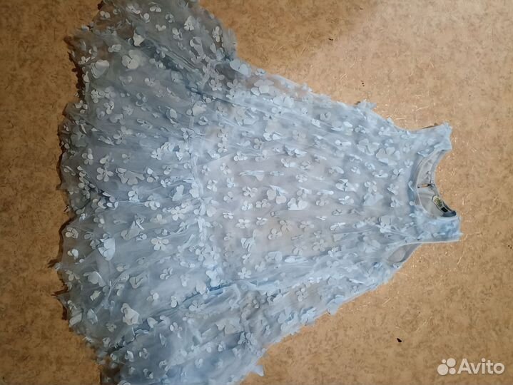 Платье на девочку