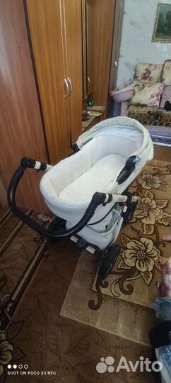 Прогулочная коляска