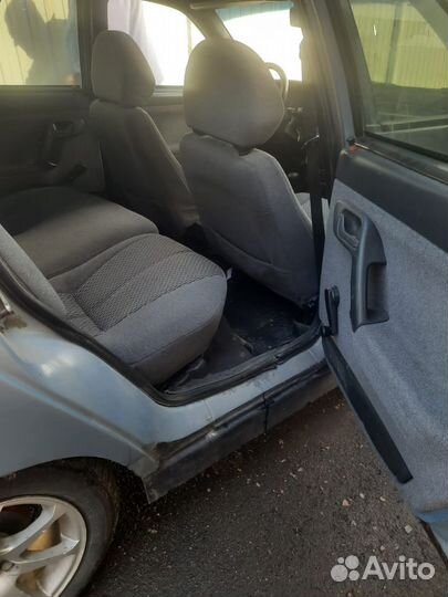 ВАЗ 2112 1.6 МТ, 2004, 193 000 км