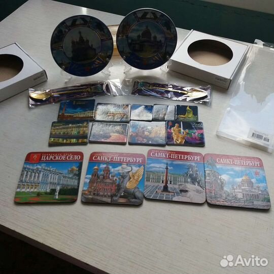 Сувениры из Санкт-Петербурга